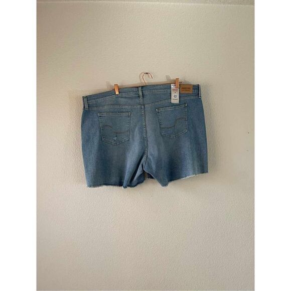 NWT Levi’s high rise‎ denim shorts size 28 - Picture 5 of 6